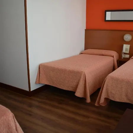 Loop Hotel *